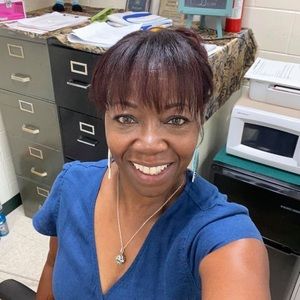 Meet your Posher, Sharon